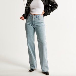 Abercombie & Fitch Curve Love High Rise 90s Relaxed Jean